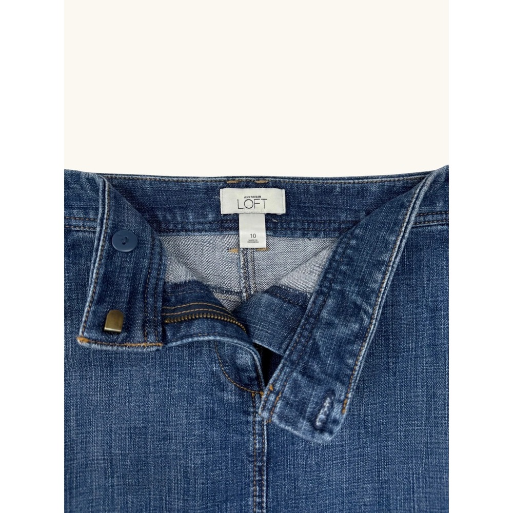 Ann Taylor Loft Denim Mini Skirt Womens Size 10 Dark Wash Blue Casual Short Jean - Picture 2 of 5